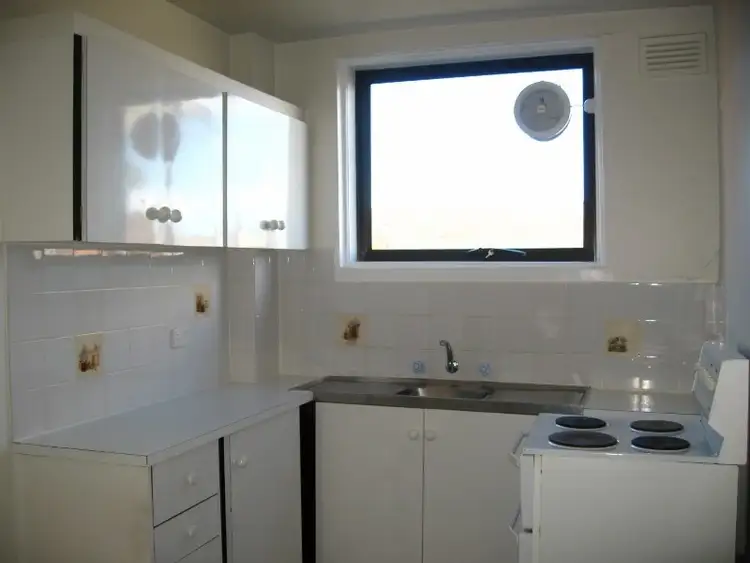 Second view of Homely apartment listing, 6/95 St Leonards Road, Ascot Vale VIC 3032