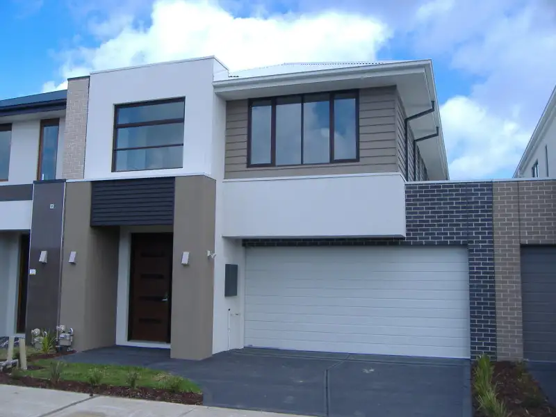 Main view of Homely townhouse listing, 7 Birchmore Place, Clyde North VIC 3978