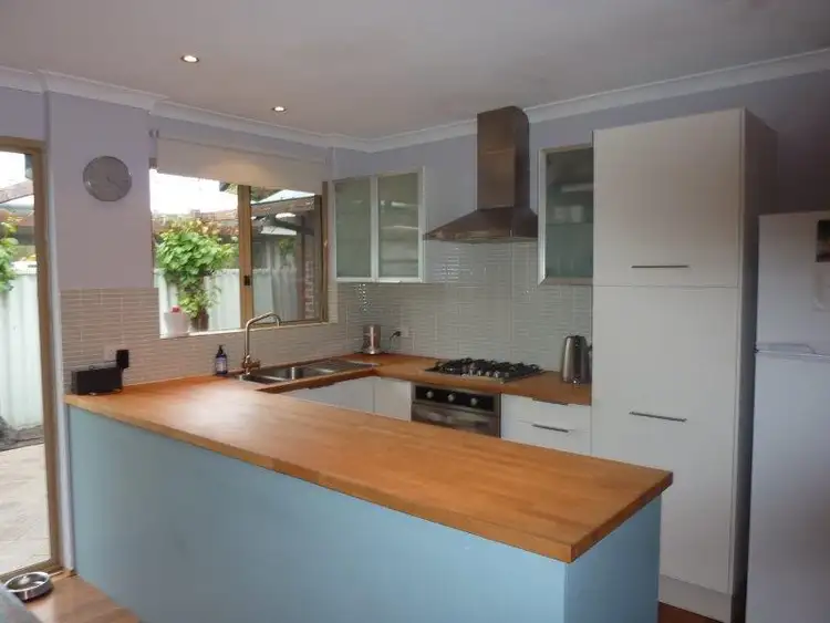 1/6 Helena Street, Guildford WA 6055