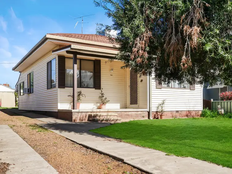 14A Yanco Avenue, Leeton NSW 2705
