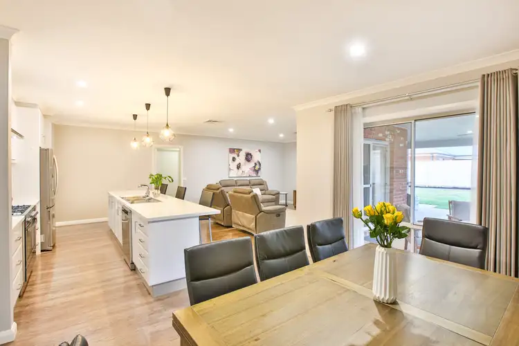 Second view of Homely house listing, 10 HANSWOOD WAY, Mildura VIC 3500