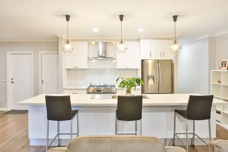 Fourth view of Homely house listing, 10 HANSWOOD WAY, Mildura VIC 3500