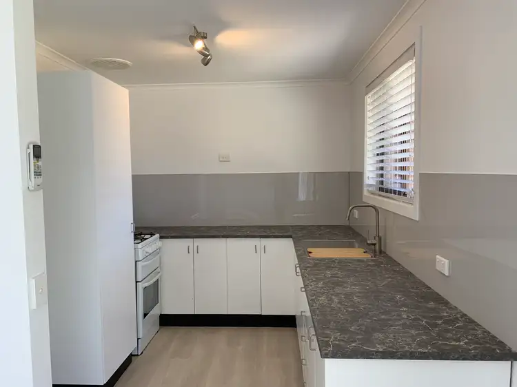 Fourth view of Homely unit listing, 5/14 MCEWEN CRESCENT, Wodonga VIC 3690