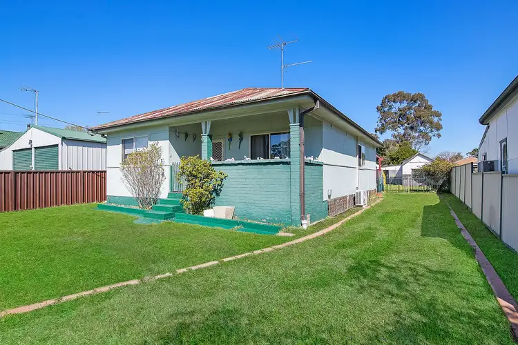 17 Bell Street, South Windsor NSW 2756