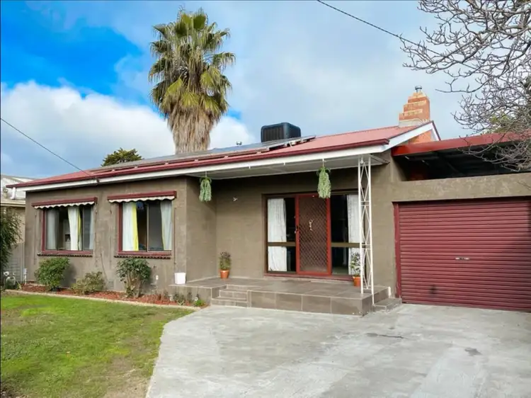315 Union Road, Lavington NSW 2641