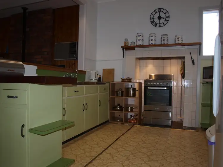 Fifth view of Homely house listing, 8 Archer Street, Maryborough VIC 3465