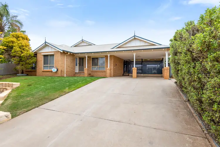 39 Tindals Crescent, Hannans WA 6430