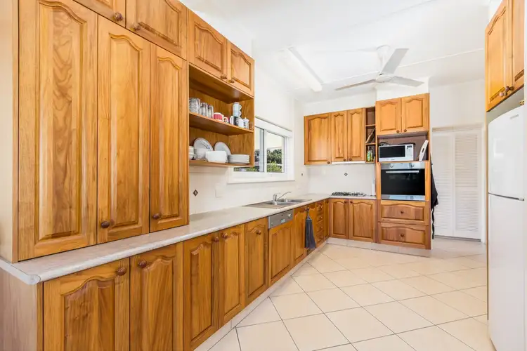 Sixth view of Homely house listing, 10 BLAXLAND STREET, Eastern Heights QLD 4305