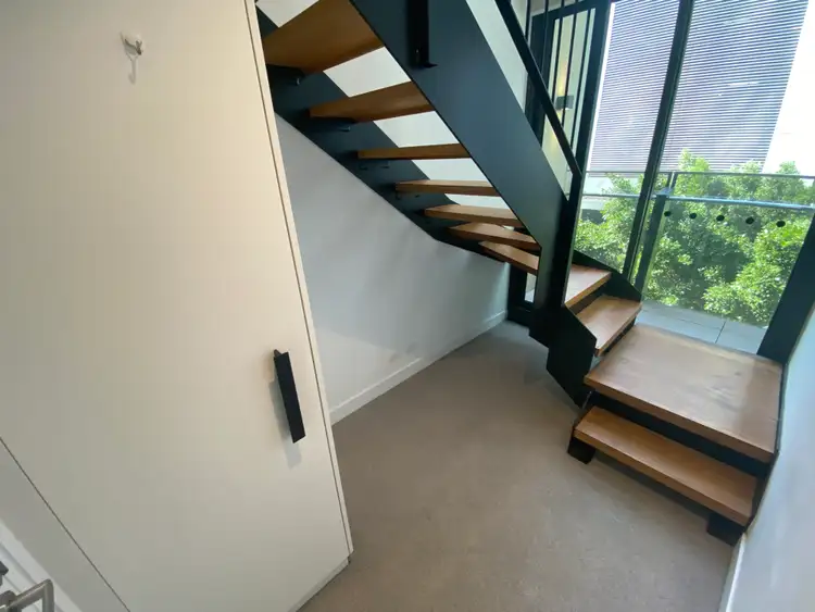 308/421 Docklands Drive