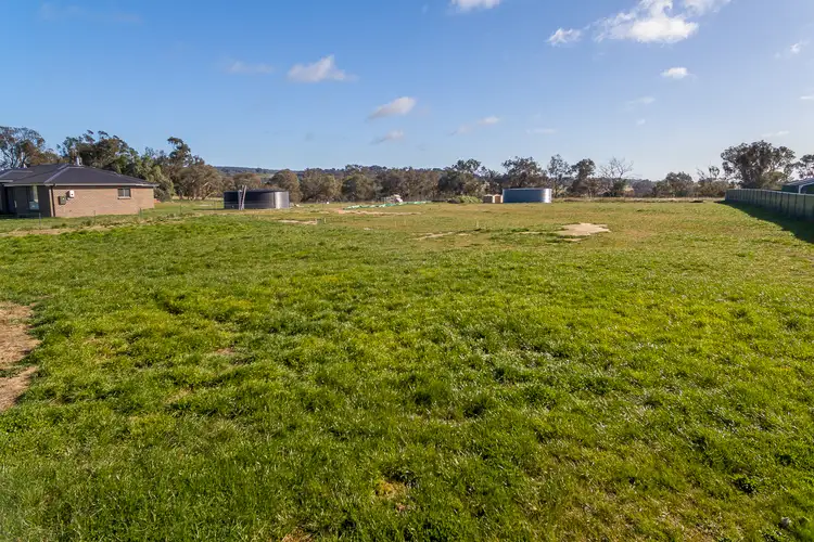 13 Foys Road, Molong NSW 2866