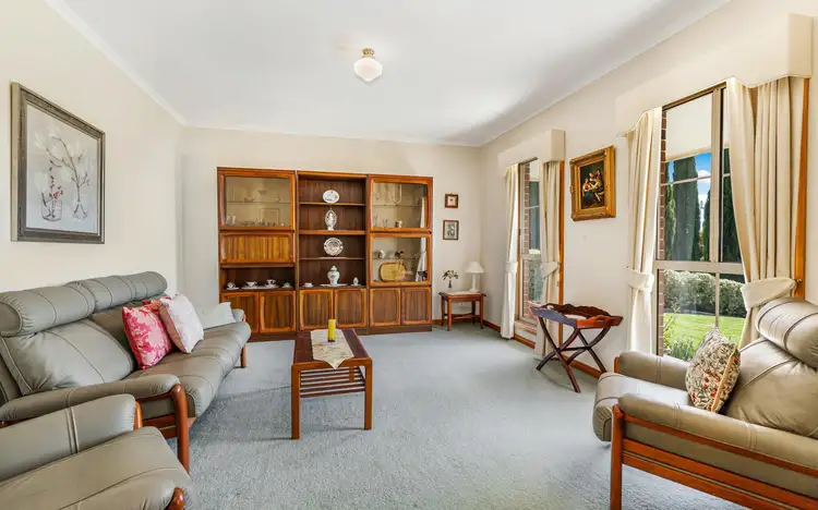 Sixth view of Homely house listing, 8 Morilla Court, Gisborne VIC 3437