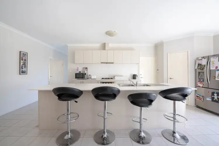 10 Plumosa Avenue, Beeliar WA 6164