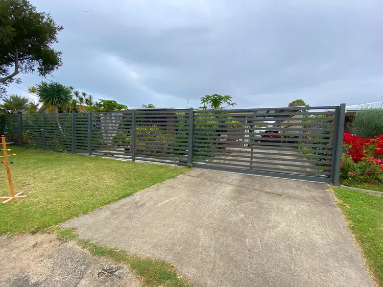 24 South Street, Urangan QLD 4655