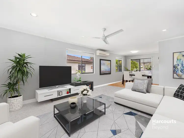 Second view of Homely house listing, 82 Valentia Street, Mansfield QLD 4122