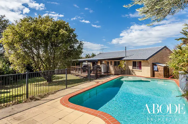 11 Lavelle Court, Clontarf QLD 4019