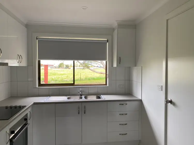 Main view of Homely unit listing, 1/11 Hogans Road, Yarrawonga VIC 3730
