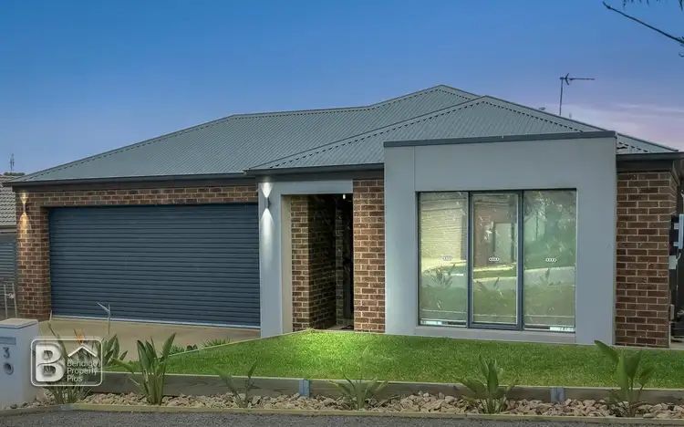 3 Garnet Court, Kangaroo Flat VIC 3555