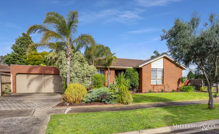 45 Hurlstone Crescent, Mill Park VIC 3082