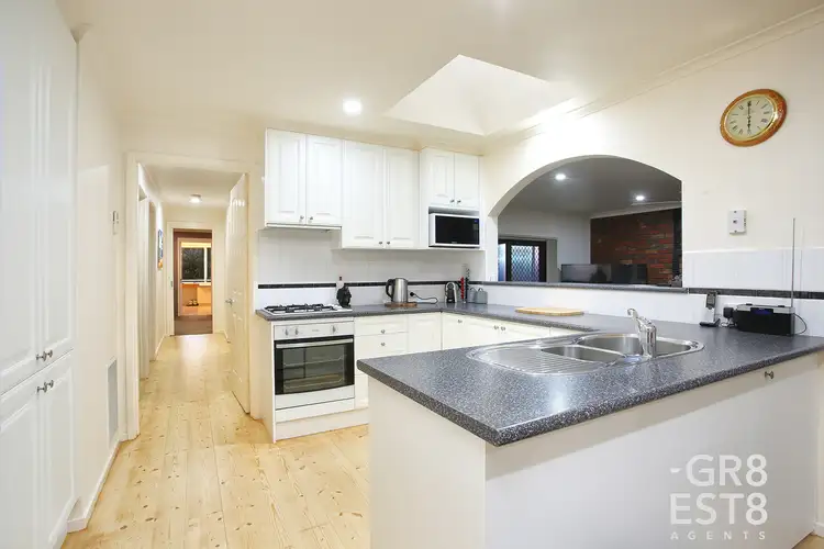 Fourth view of Homely house listing, 2 Carole Court, Cranbourne VIC 3977