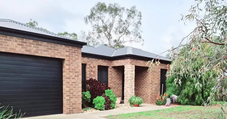Second view of Homely house listing, 4 The Culdesac, Benalla VIC 3672