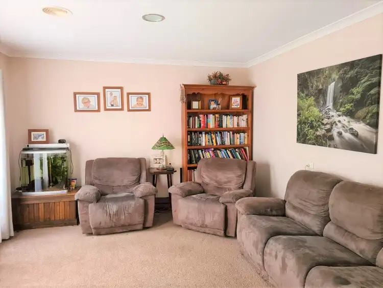 Fourth view of Homely house listing, 4 The Culdesac, Benalla VIC 3672