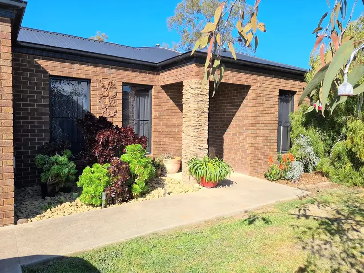 Sixth view of Homely house listing, 4 The Culdesac, Benalla VIC 3672