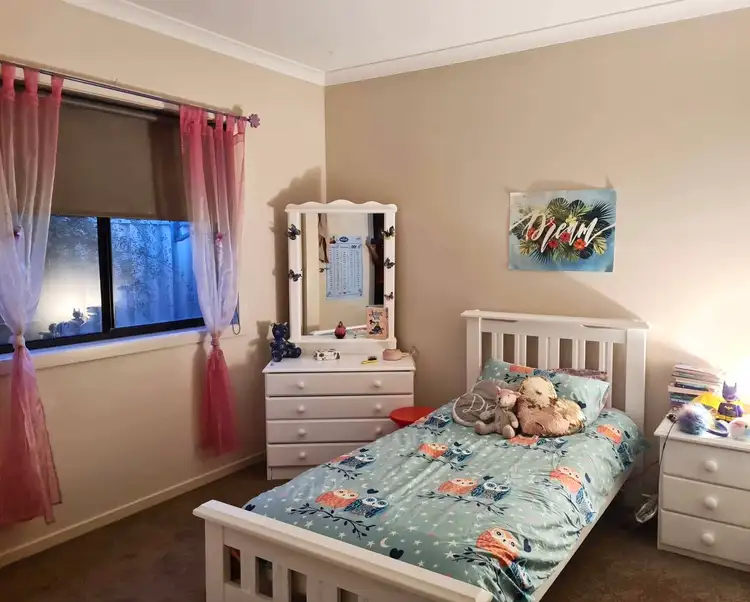 Seventh view of Homely house listing, 4 The Culdesac, Benalla VIC 3672