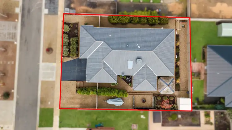 Second view of Homely house listing, 9 Phyllis Crescent, Mckenzie Hill VIC 3451