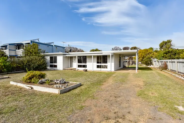 5 Wentworth Street, Beachport SA 5280