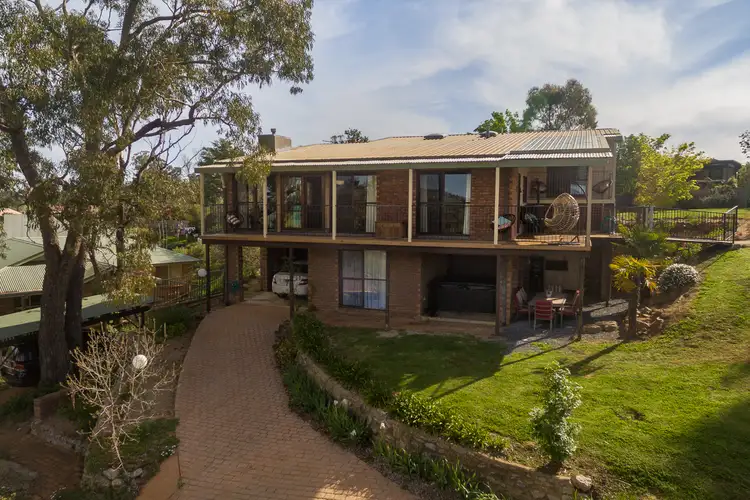 9 McArdle Street, Molong NSW 2866