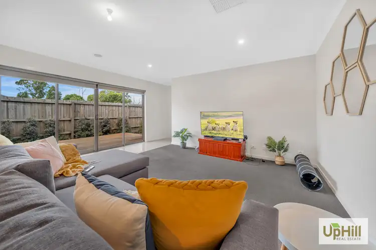 Third view of Homely unit listing, 5 CREEKTON CLOSE, Pakenham VIC 3810