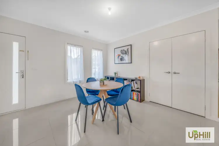 Fourth view of Homely unit listing, 5 CREEKTON CLOSE, Pakenham VIC 3810