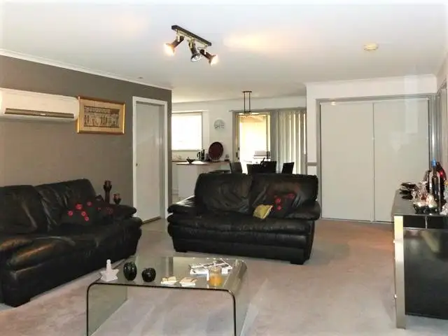 Seventh view of Homely townhouse listing, 3/354 Schubach Street, East Albury NSW 2640