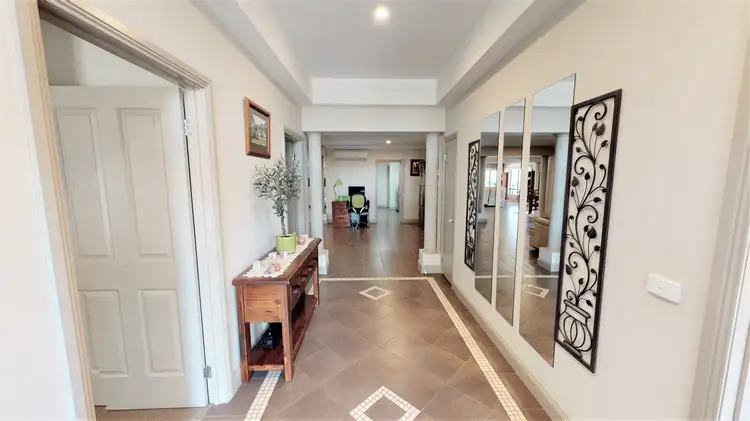 Second view of Homely house listing, 6 Villa Terrace, Junortoun VIC 3551