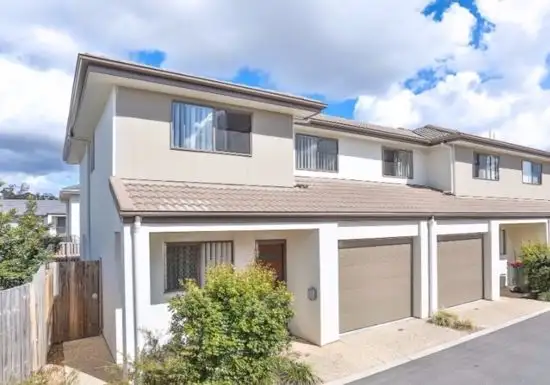 52/9 Eduard Place