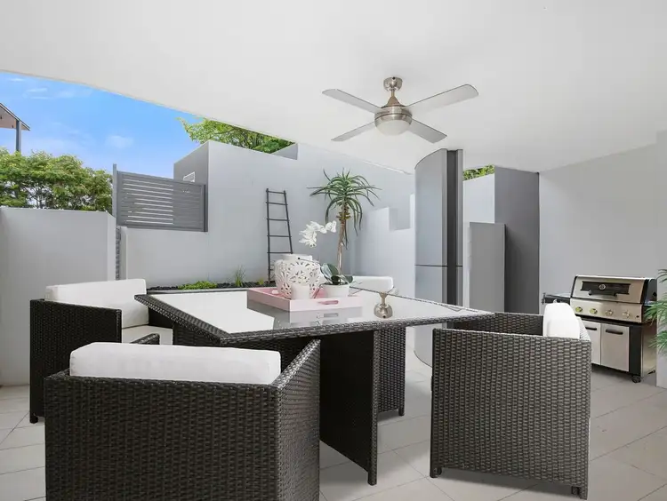 Main view of Homely apartment listing, 2/141 Dornoch Terrace, Highgate Hill QLD 4101
