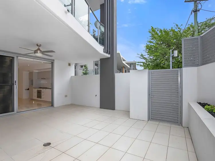 Second view of Homely apartment listing, 2/141 Dornoch Terrace, Highgate Hill QLD 4101