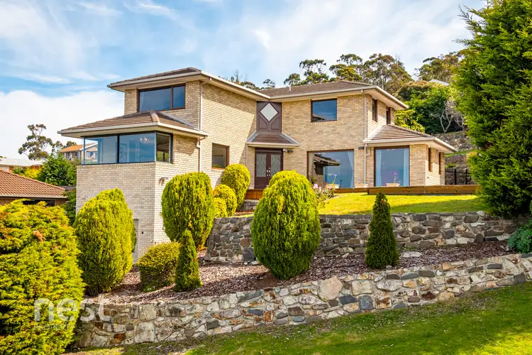 42 Coolamon Road, Taroona TAS 7053