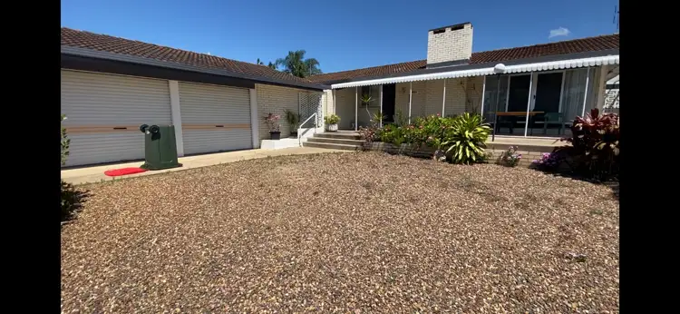 637 Boat Harbour Drive, Urangan QLD 4655