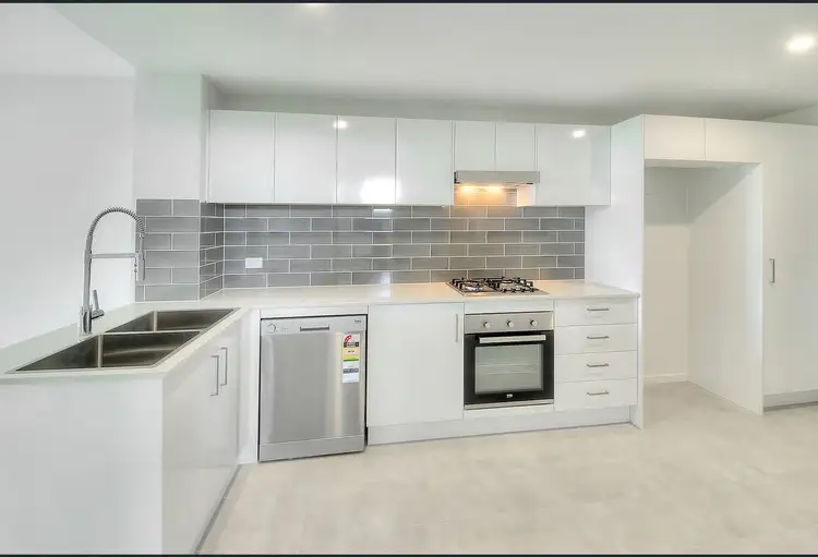 Main view of Homely unit listing, 204/42 Mascar Street, Upper Mount Gravatt QLD 4122