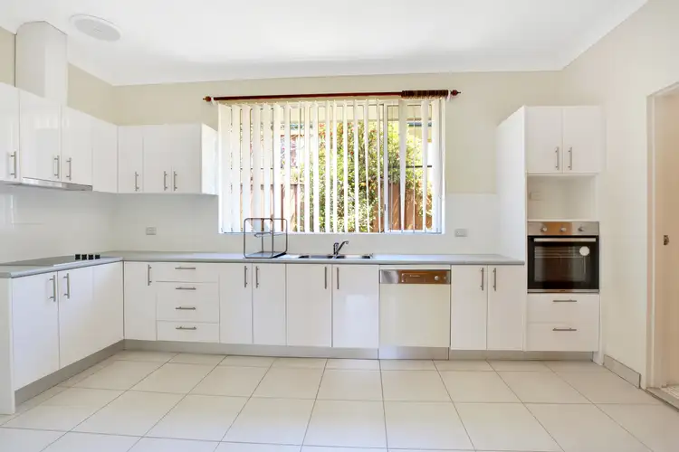 Fifth view of Homely villa listing, 2/13-15 Washington street, Bexley NSW 2207