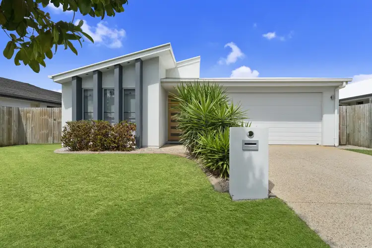 17 Red Ash Court, Beerwah QLD 4519