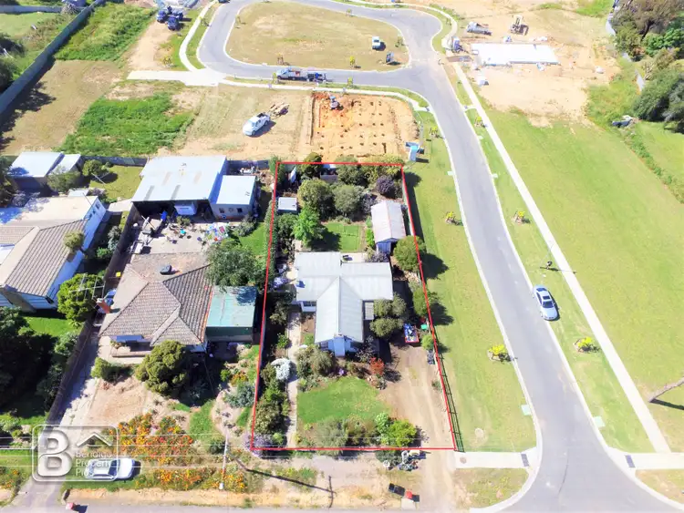 8 Union Street, West Bendigo VIC 3550