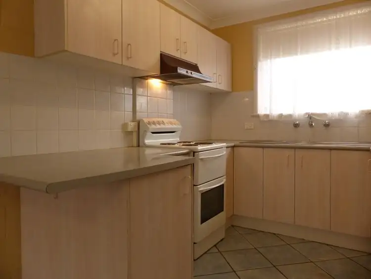 Fifth view of Homely unit listing, 1/452 Kotthoff Street, Lavington NSW 2641
