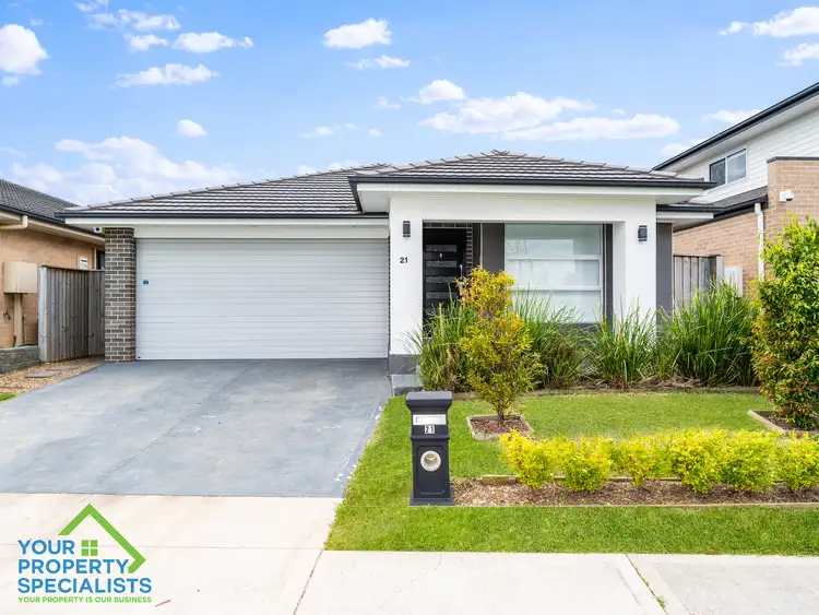21 Devlin Drive, Gledswood Hills NSW 2557