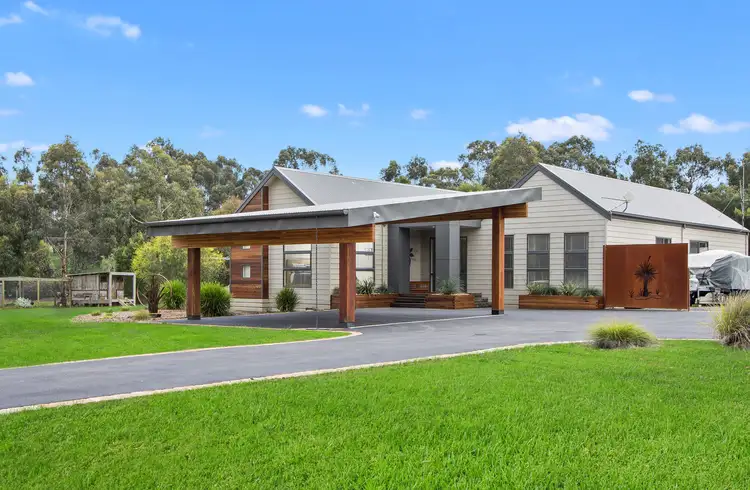 Main view of Homely house listing, 33 Worthy Street, Leongatha VIC 3953