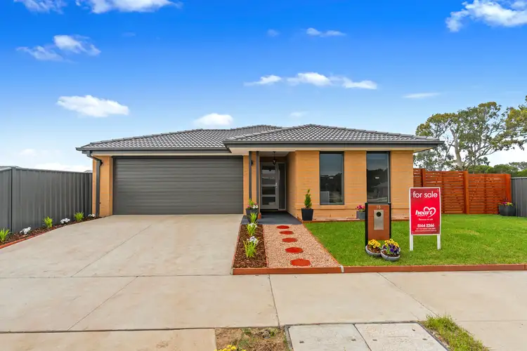 15 Kennelly Crescent, Stratford VIC 3862