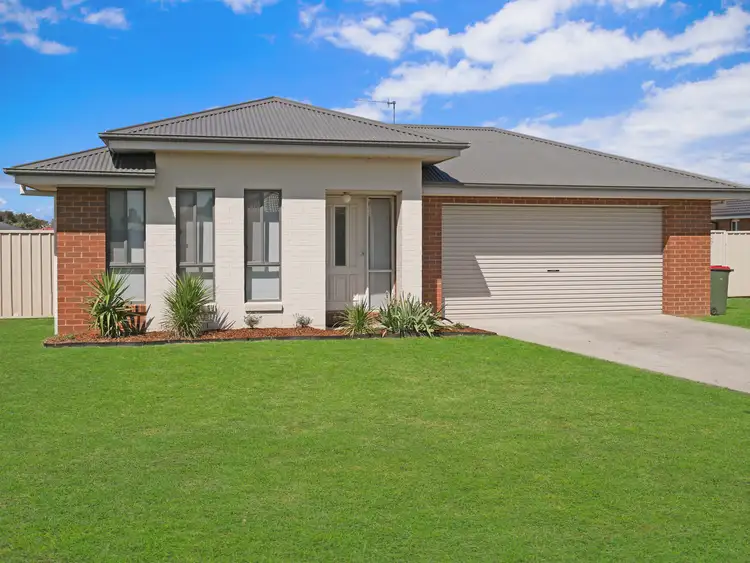 Main view of Homely house listing, 9 Devlin Close, Leeton NSW 2705