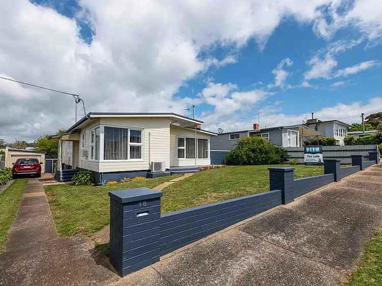 18 Manning Crescent, Devonport TAS 7310
