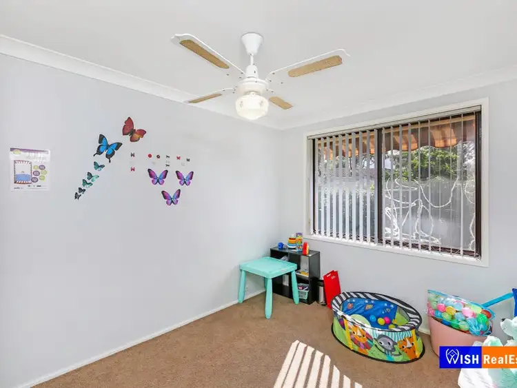 Sixth view of Homely house listing, 8 Cosmos Place, Macquarie Fields NSW 2564